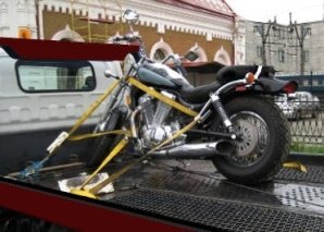 Фото мотоцикла на эвакуаторе